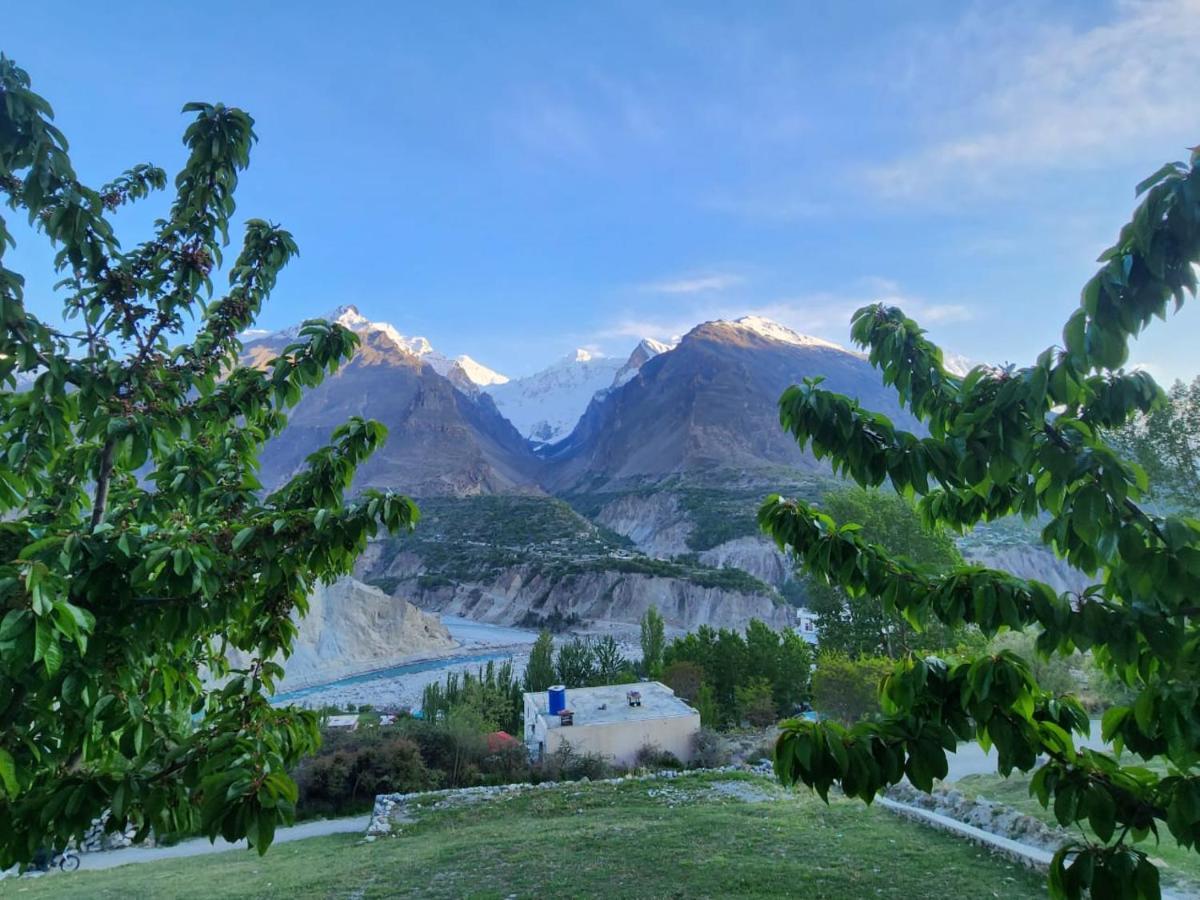 Hunza Lounge Hotel Karimabad  Kültér fotó