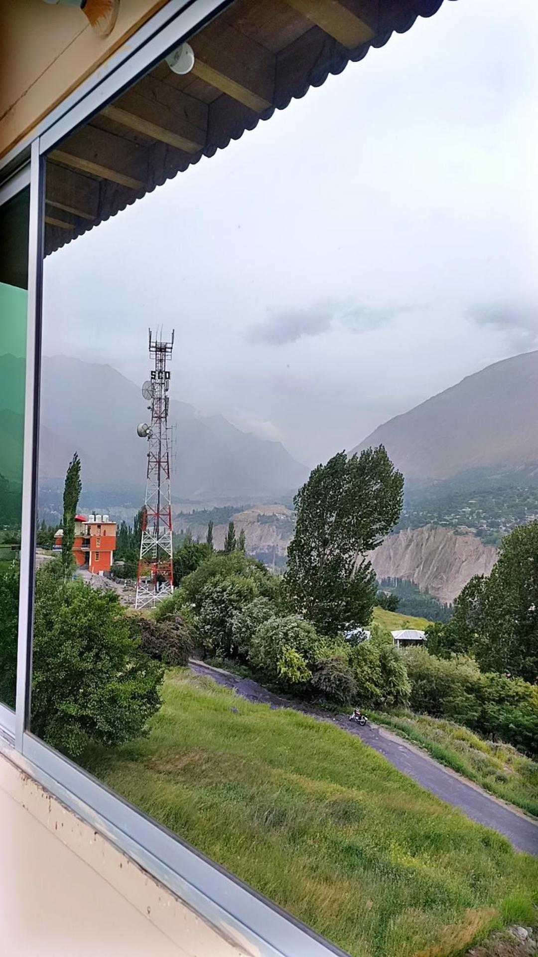 Hunza Lounge Hotel Karimabad  Kültér fotó